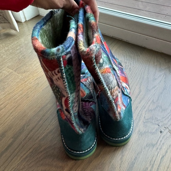 Desigual Multicolor Art Print Boots Women’s Size 37 7 Vibrant Pattern Mid-Calf - Picture 6 of 8